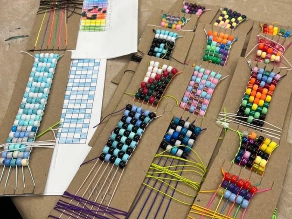 How to Make Native American Crafts